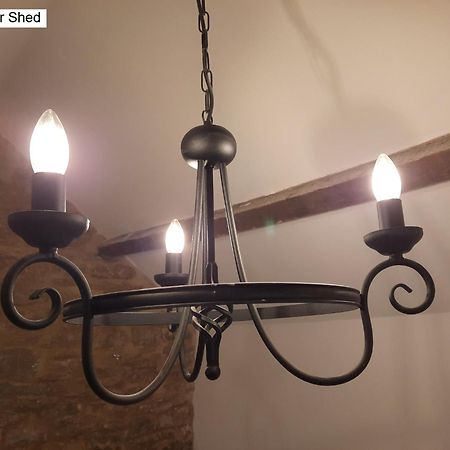 Cotswold Cottage Bed & Breakfast Luckington 外观 照片