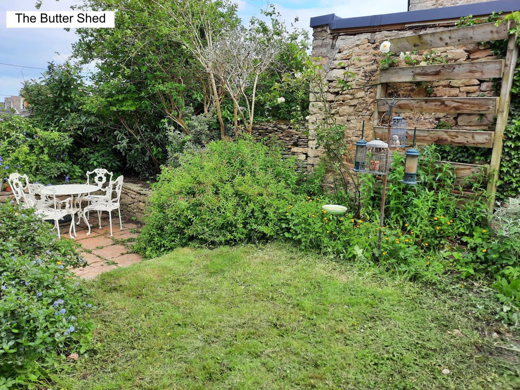 Cotswold Cottage Bed & Breakfast Luckington 外观 照片
